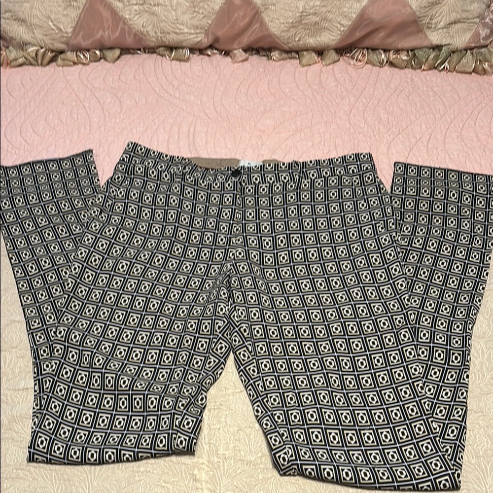 Etro Black and White Geometric Pants Sz 40